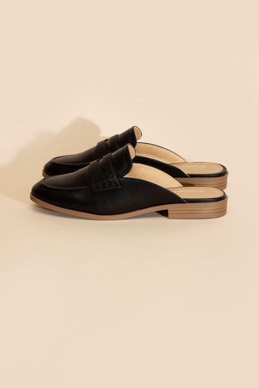 PERKS-S FLAT MULES - Lucianne Boutique