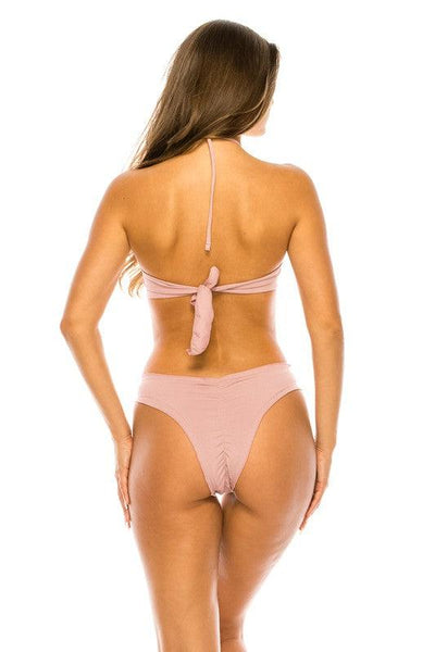Two piece thin strapped bikini set made out of dur