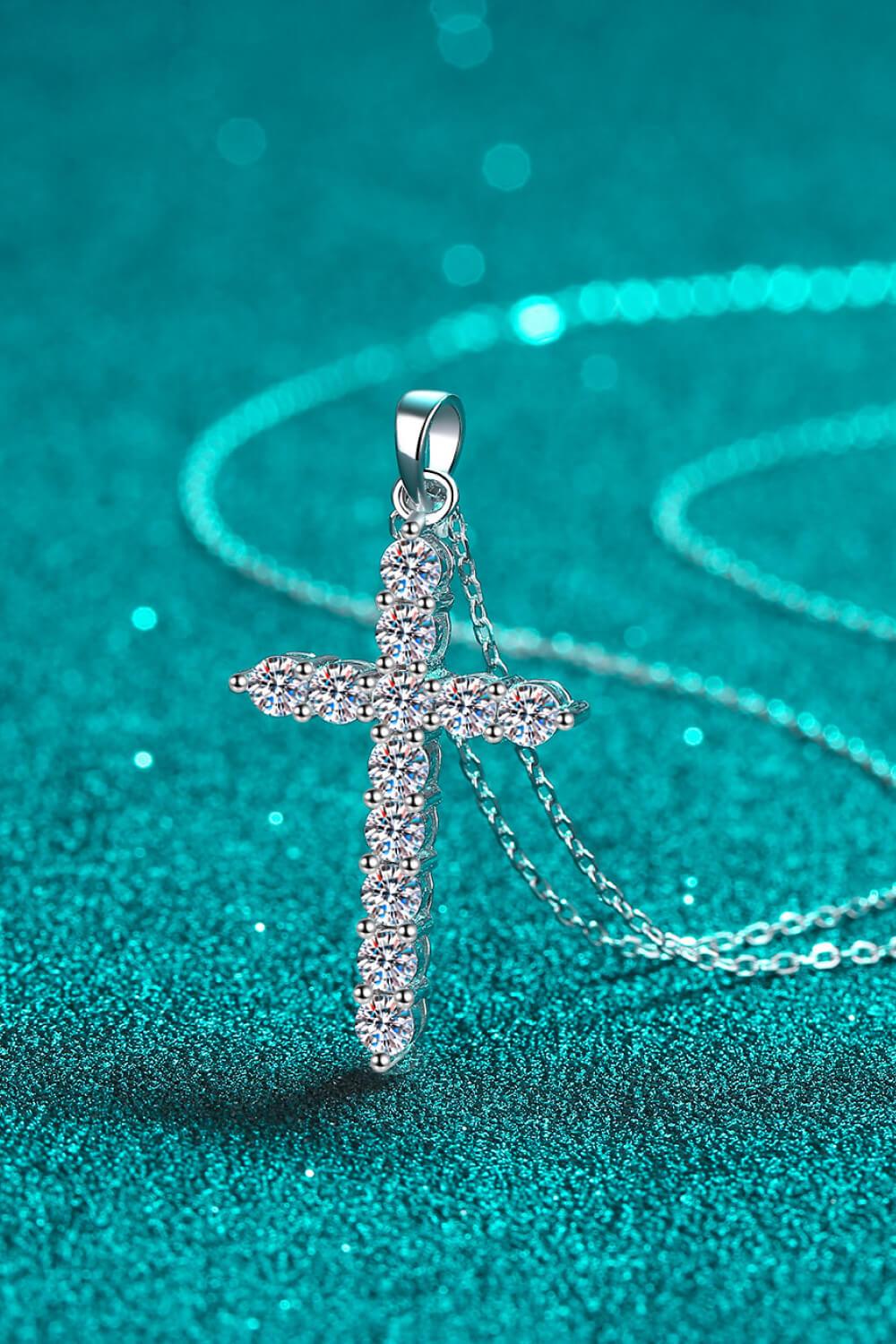 Moissanite Cross Pendant Chain Necklace - Lucianne Boutique