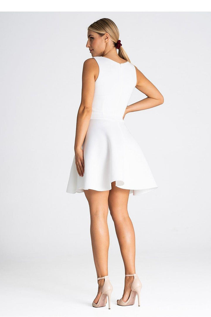 Sukienka Model M974 White - Figl - Lucianne Boutique