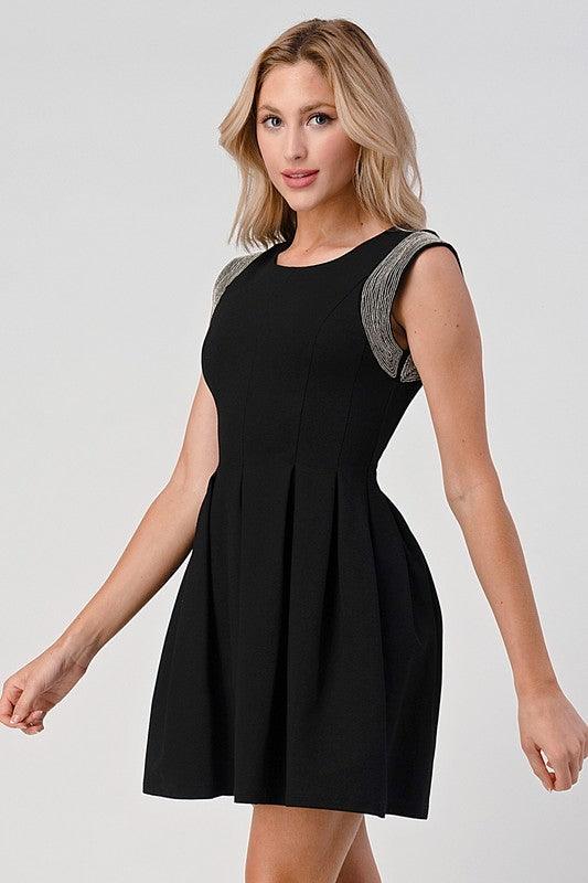 Micro Chain Detailed Pleated Dress - Lucianne Boutique