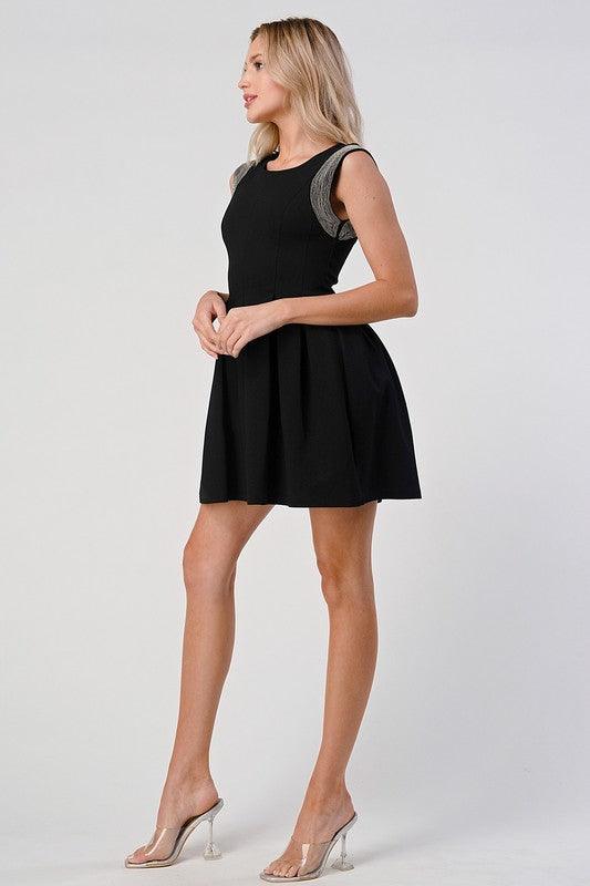 Micro Chain Detailed Pleated Dress - Lucianne Boutique