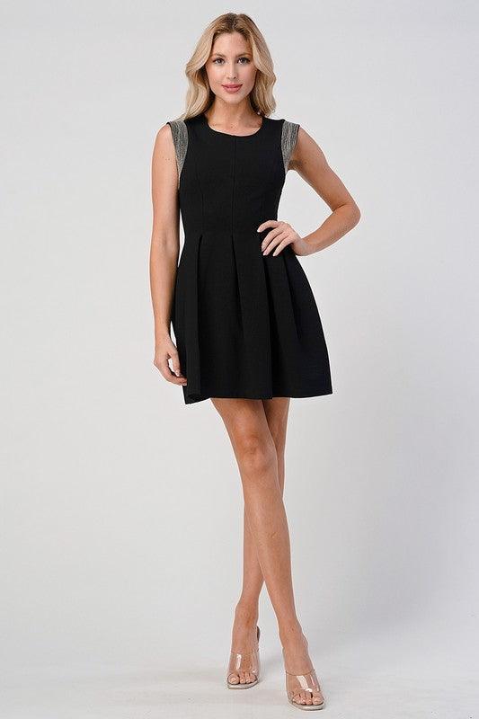 Micro Chain Detailed Pleated Dress - Lucianne Boutique