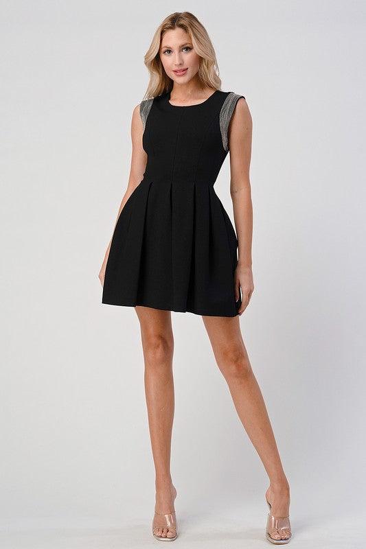 Micro Chain Detailed Pleated Dress - Lucianne Boutique