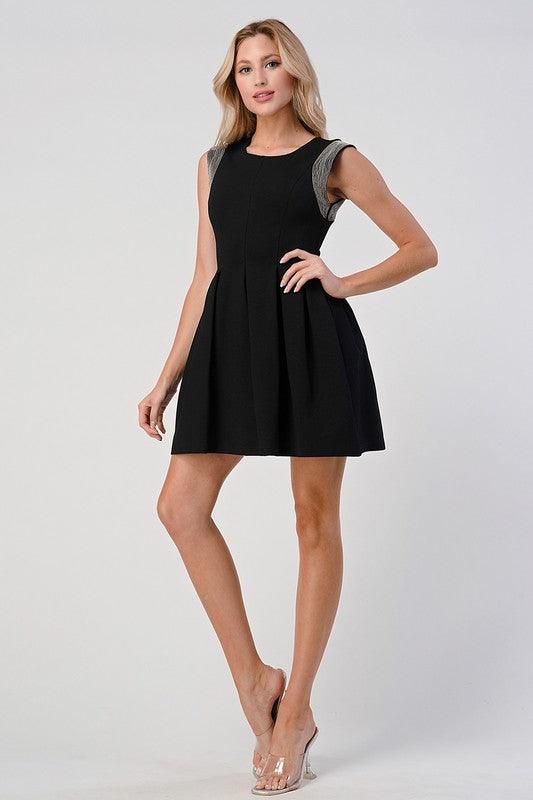 Micro Chain Detailed Pleated Dress - Lucianne Boutique